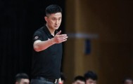 广东男篮新赛季兵强马壮！媒体人：人才堆积不好带，杜锋有麻烦